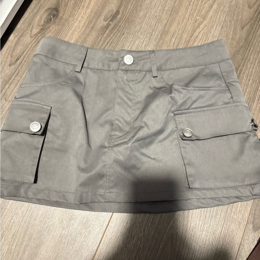 Fashion Nova Gray Skirt